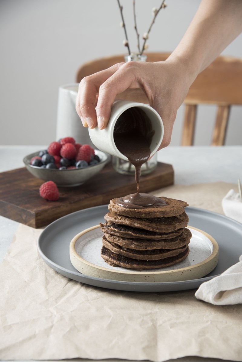 pancakes vegani con crema al cioccolato