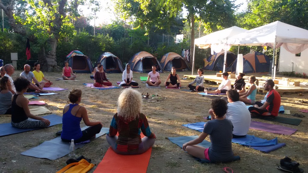 almaluna yoga e vacanze