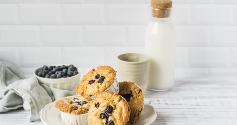 Muffins facilissimi ai mirtilli e limone con crumble
