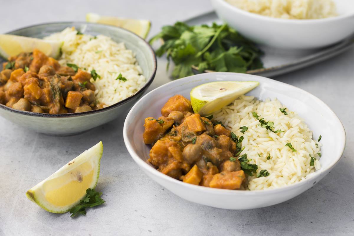 Ceci Al Curry E Riso Basmati