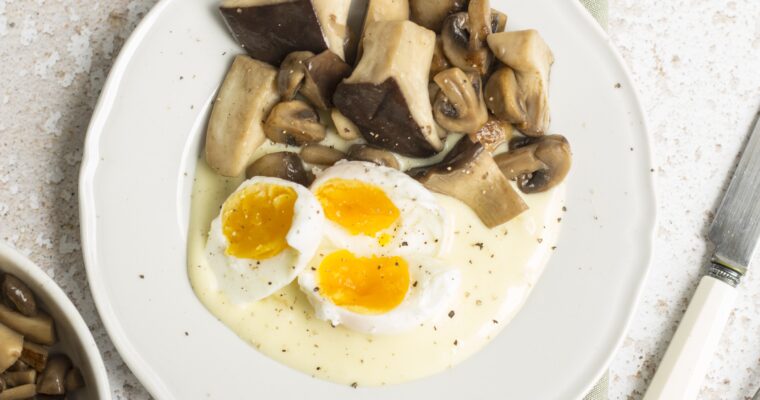 Crema di patate, funghi e uova: la ricetta perfetta per l’autunno-inverno