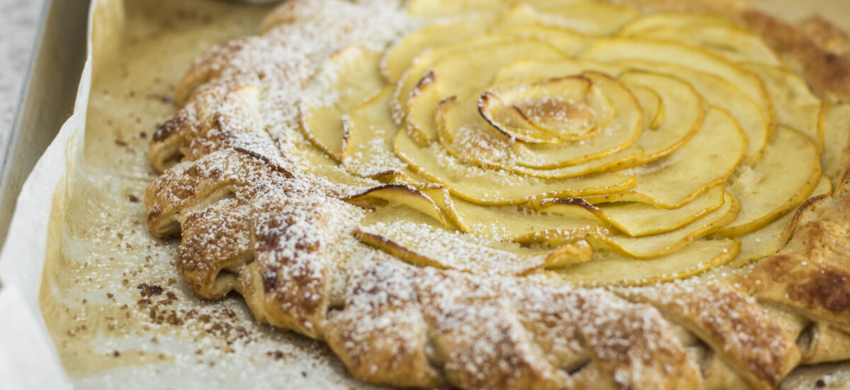 La Galette alle mele e frangipane: un capolavoro rustico di dolcezza perfetto per l’autunno