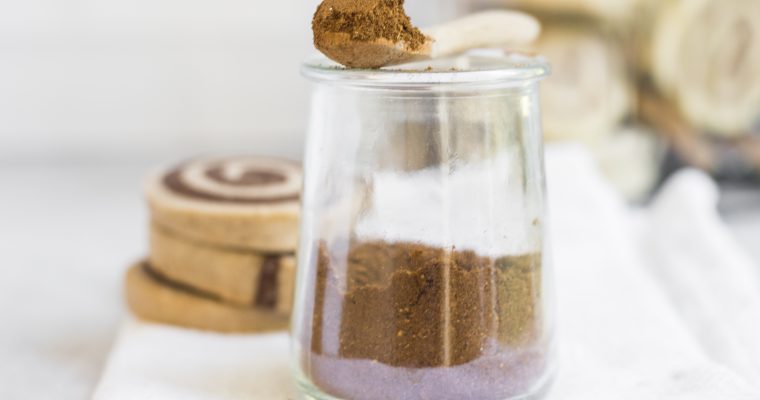 Mix di spezie per Pandizenzero fatto in casa: facile e veloce è un regalo di Natale perfetto!