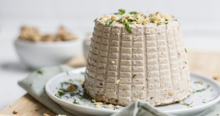 Formaggella vegana fatta in casa: la rivoluzione vegetale del tuo Veganuary