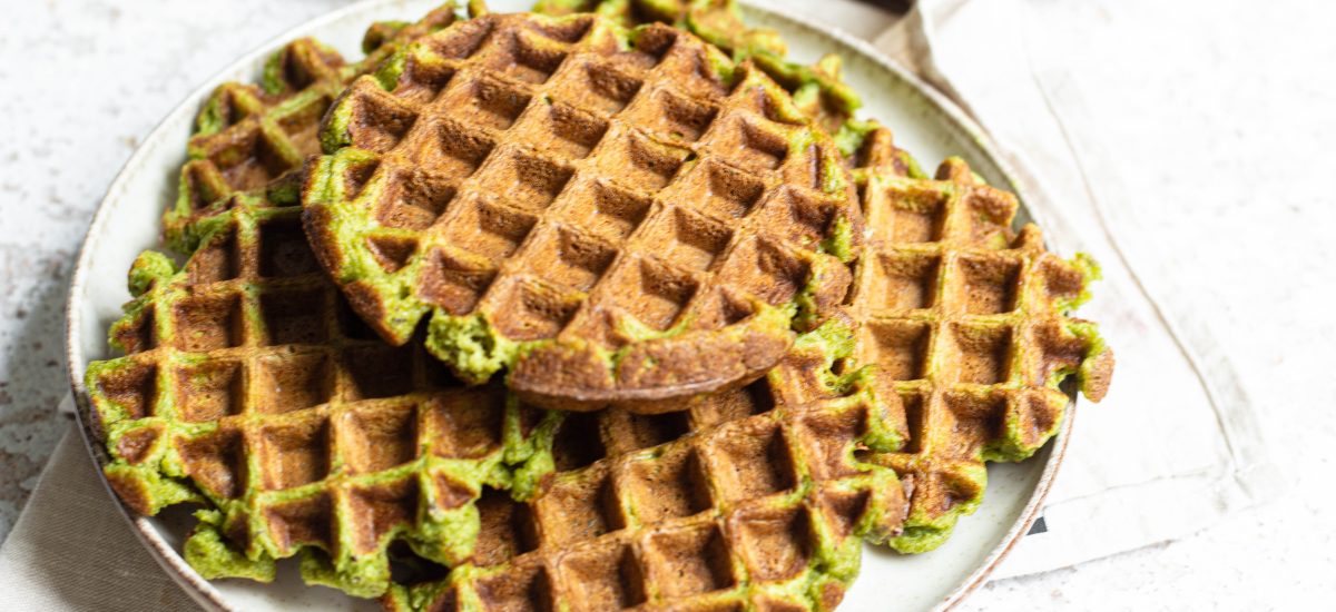 Waffle salati proteici:  la tua colazione in perimenopausa
