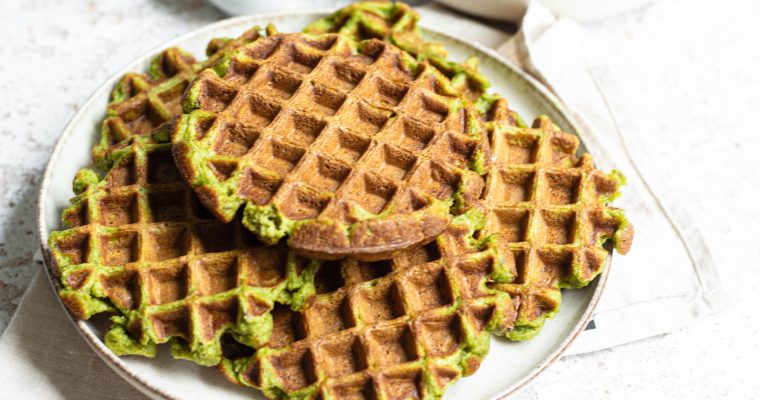 Waffle salati proteici:  la tua colazione in perimenopausa